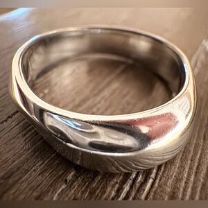 Tiffany & Co Twist Band Dome Ring Vintage 1999